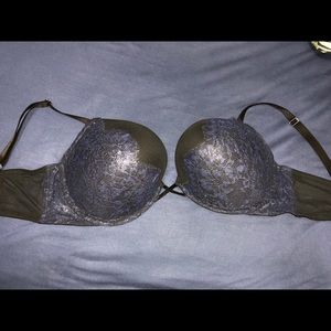 Victoria’s Secret Bombshell